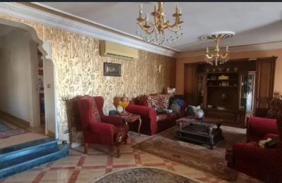 شقه للبيع